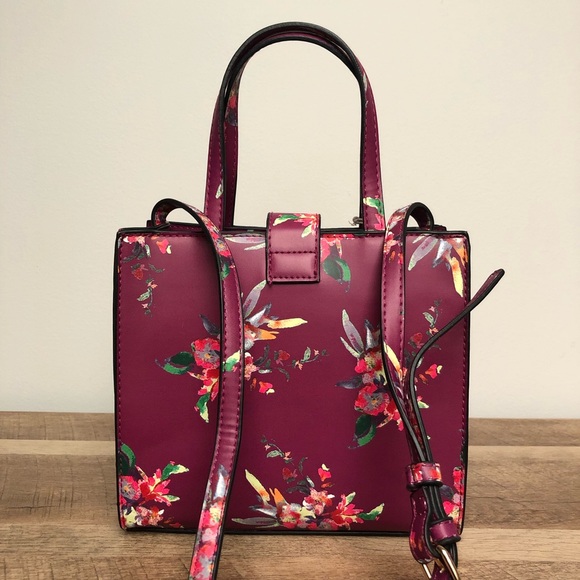 SOLD 🥳 - Picture 4 of 8